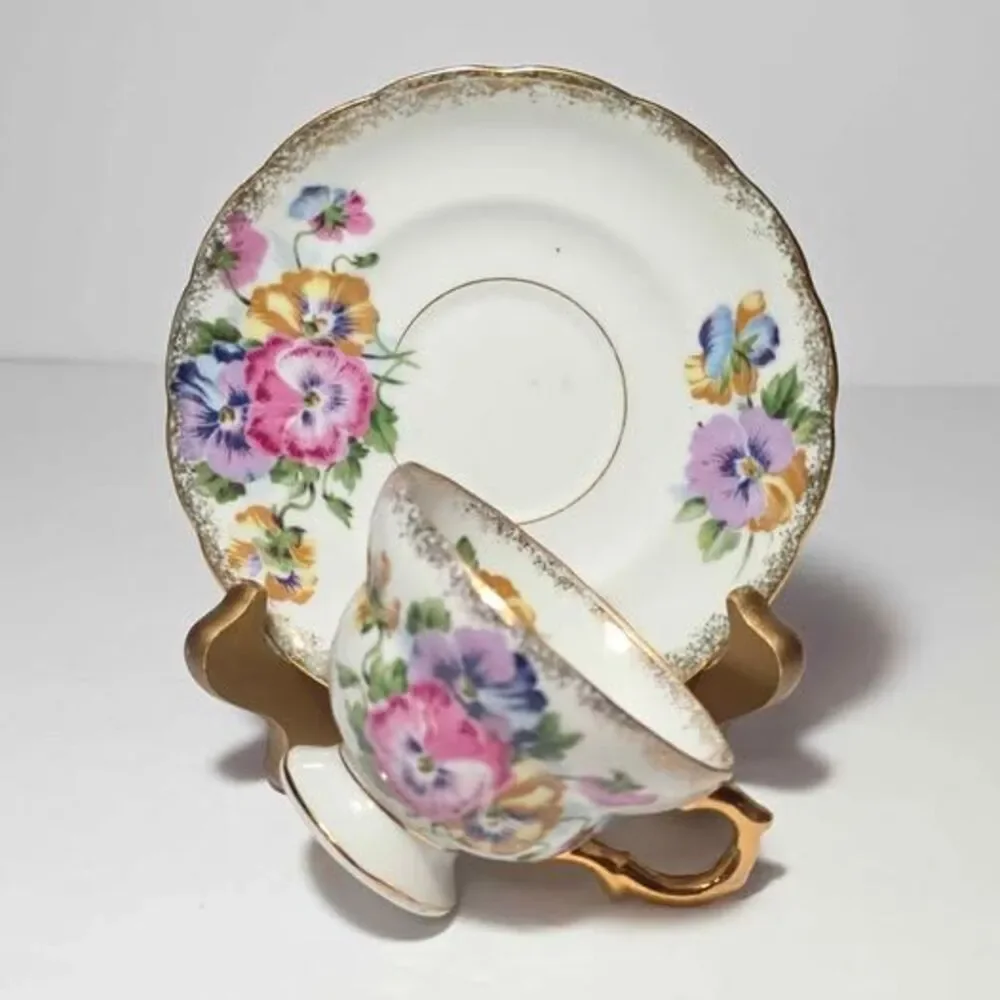 Royal Sealy Teacup and Saucer Sweetpea Pink Purple Flowers Vintage